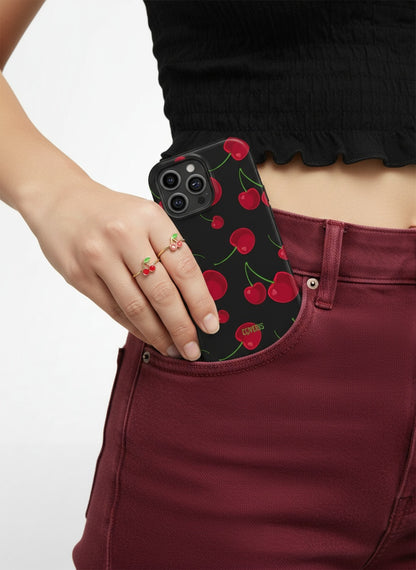 Hand putting phone case into pants pocket Telefono dėklas - Cherish