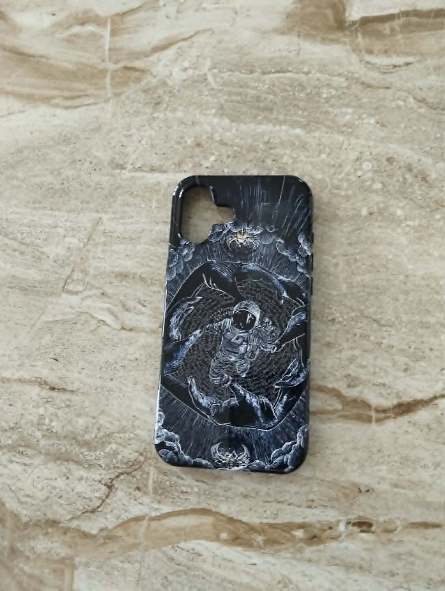 iPhone 16 Plus Premium PLONAS telefono dėklas - Space of Illusion