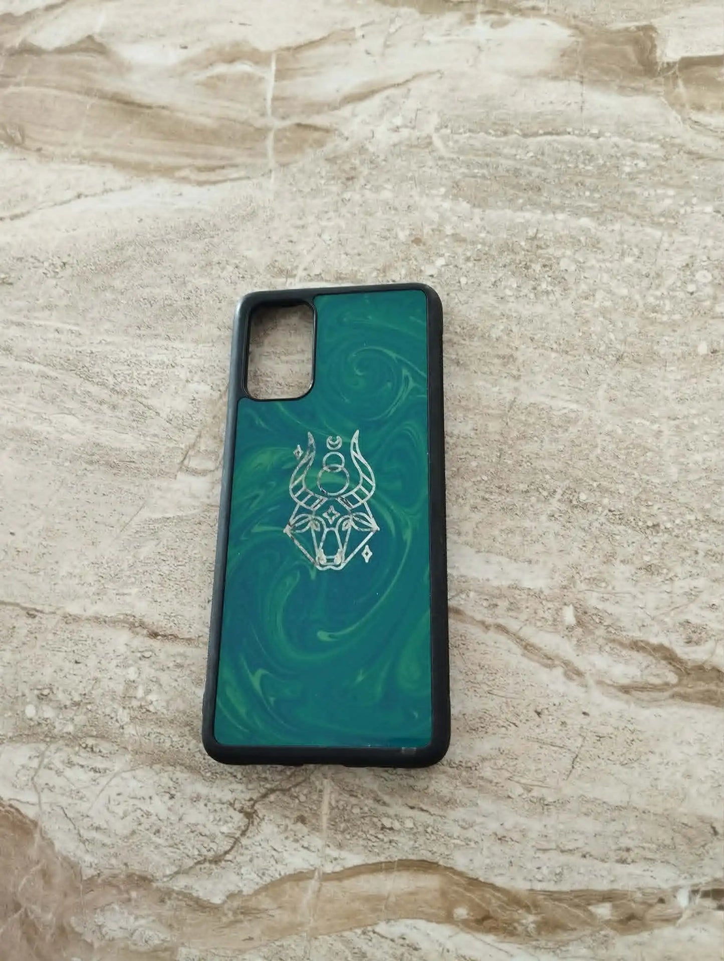 iPhone 11 Plus FLEX telefono dėklas - Taurus