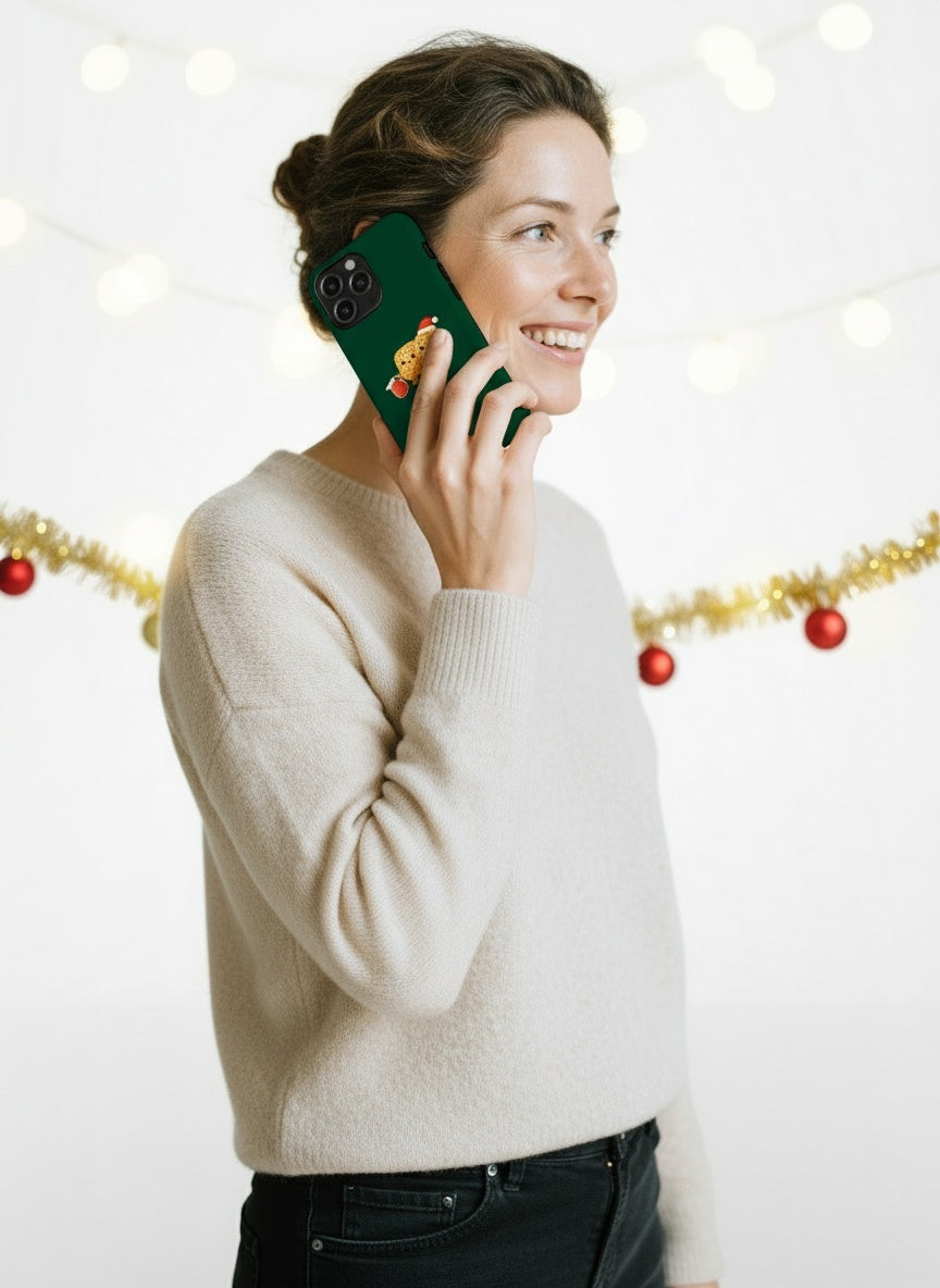 Model talking on phone with case Telefono dėklas - Kūčiukai